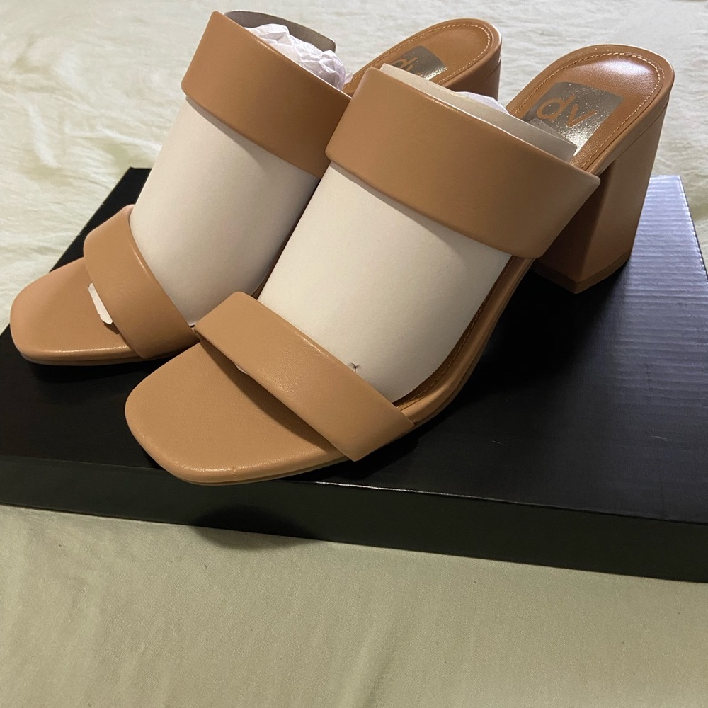 DV by Dolce Vita Tan Block Heel Mules